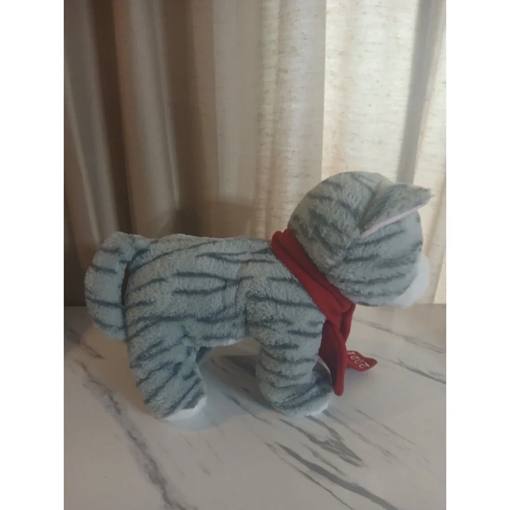 Petsmart 2021 Squeaky Plush Pet Toy Lucky the Cat